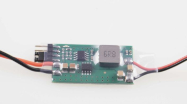 8795 UBEC RO-BEC+ 6A 6/7,4/8,4V 7-25,5V XT30